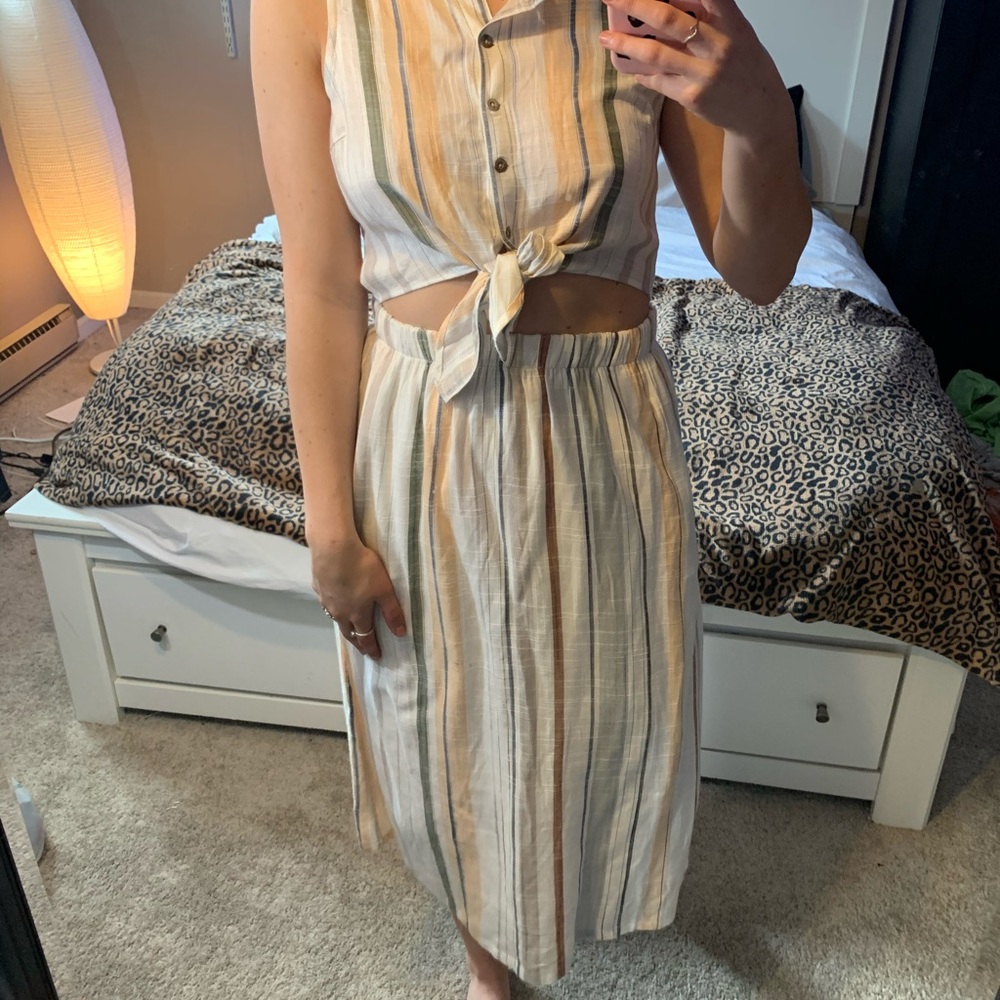 RVCA MIDI DRESS - Picture 5 of 8